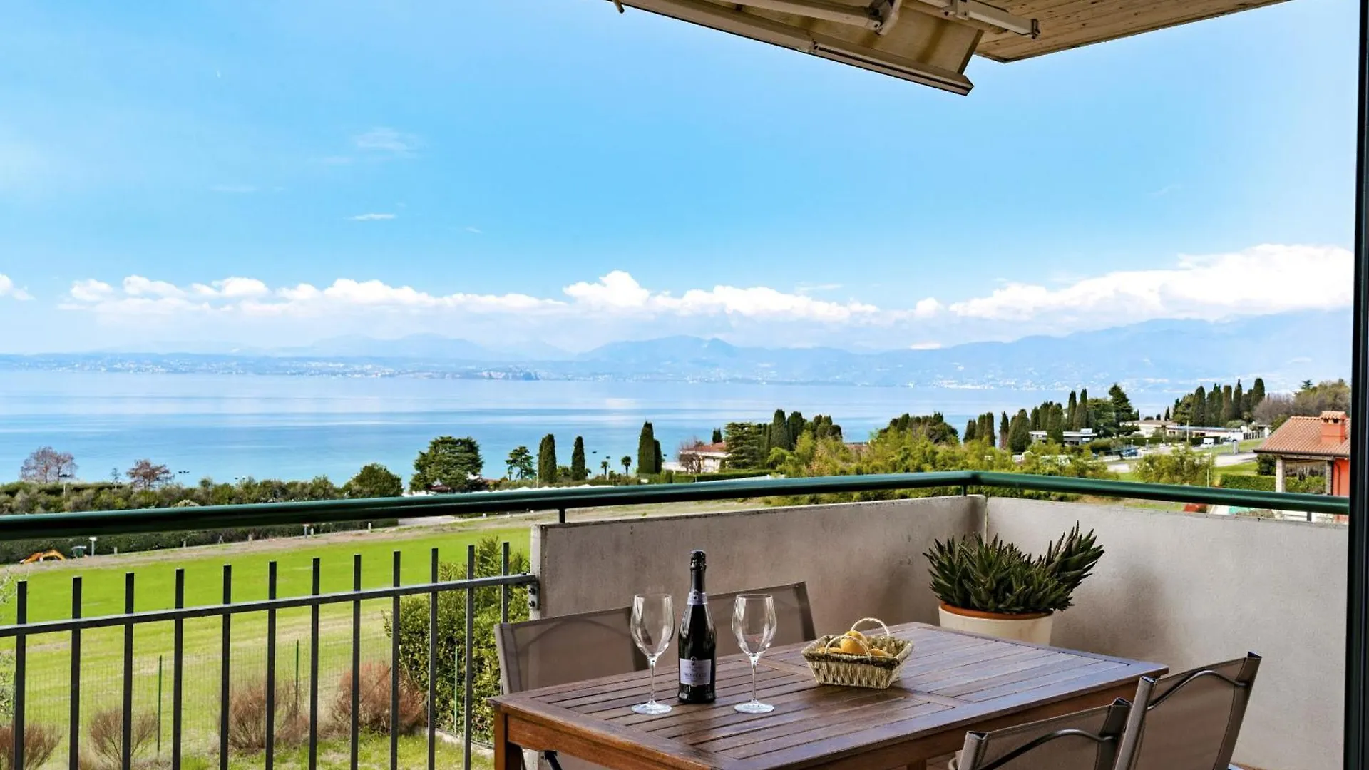 Sogno View - Regarda Travel Apartment Lazise Italy